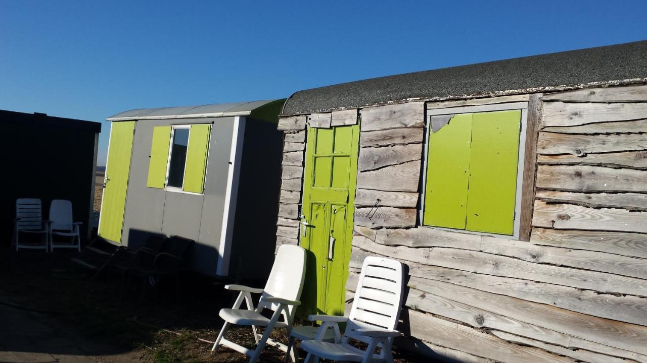 B&B Boerderij Rust, In Pipowagens! Den Helder Esterno foto